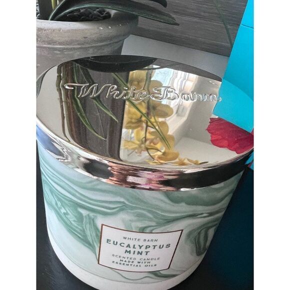 BBW EUCALYPTUS MINT Candle Bath And Body Works - Picture 3 of 6